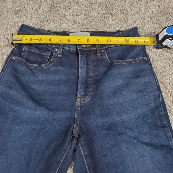 Everlane Dark Wash High Rise Skinny Jeans - Picture 3 of 9